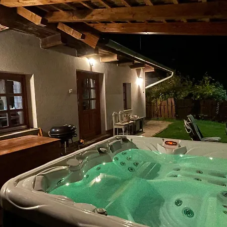 Bogancs Vendeghaz - Nagyboerzsoeny * 너지뵈르죄니