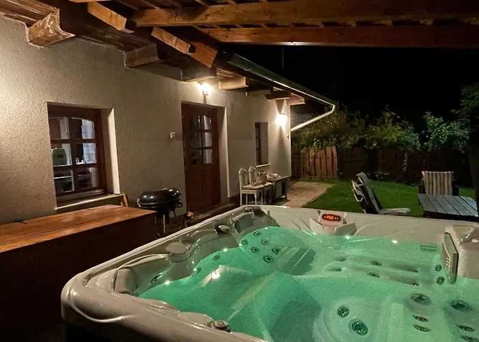 Bogancs Vendeghaz - Nagyboerzsoeny * 너지뵈르죄니